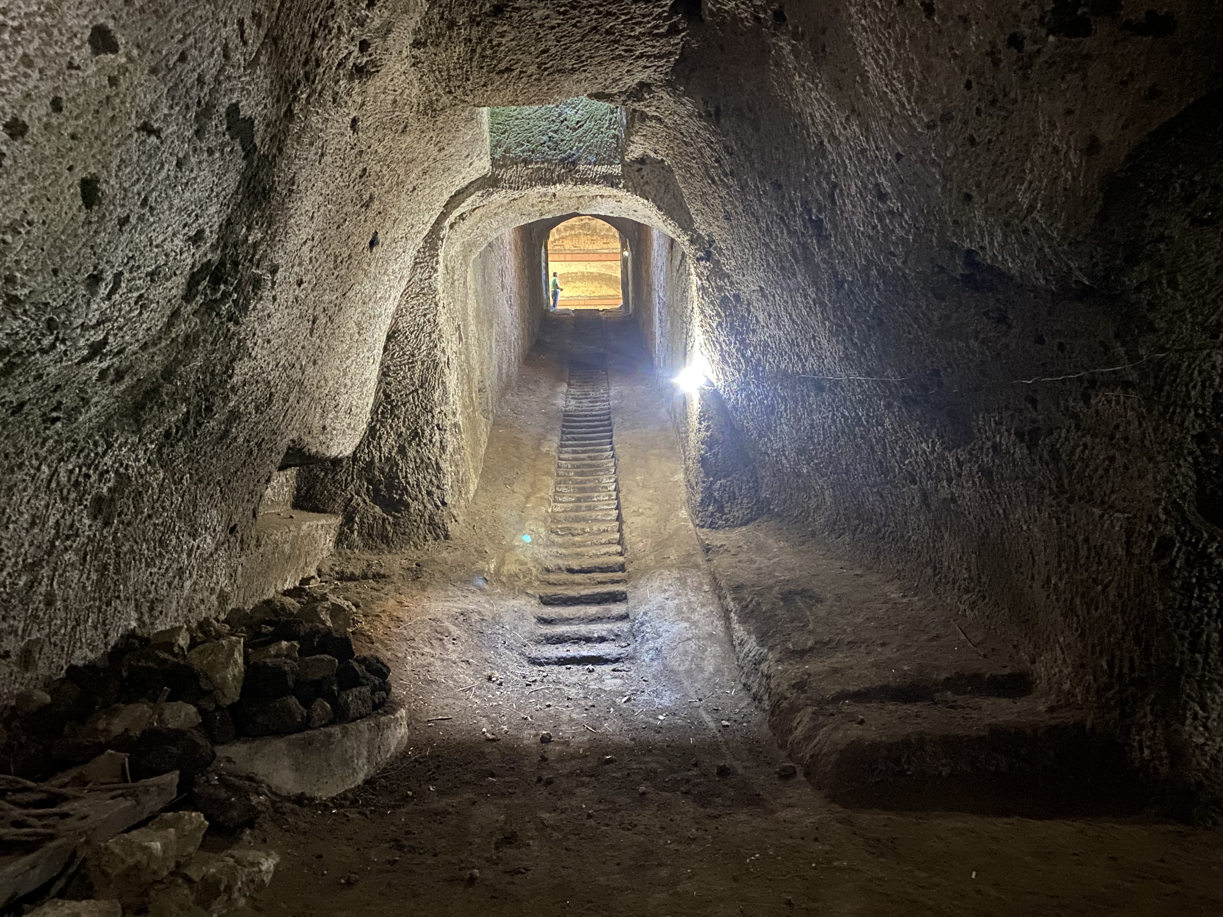 Trame di tufo e vite – Le grotte e le Alberate aversane per le Giornate Europee del Patrimonio